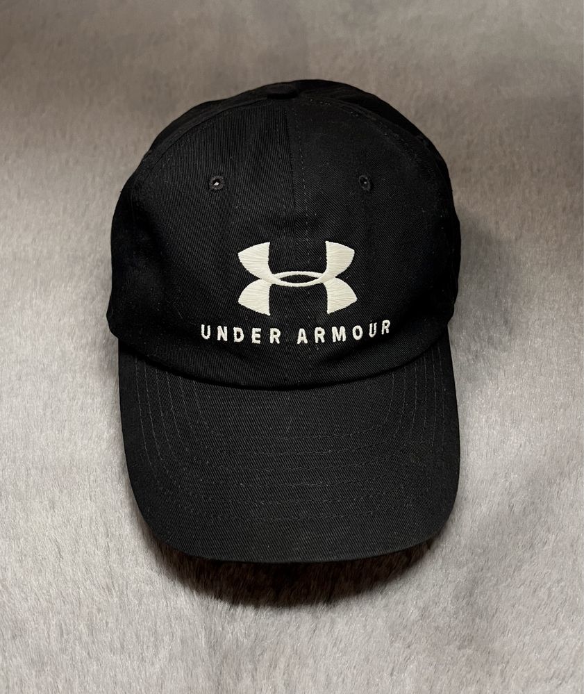 Czapka z daszkiem Under Armour FAVORITE unisex czarna/black