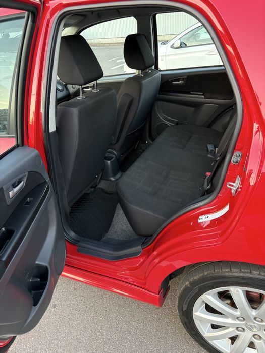 Продам своє авто Suzuki Sx4