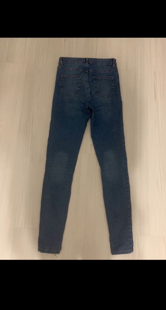 Spodnie jeansy m