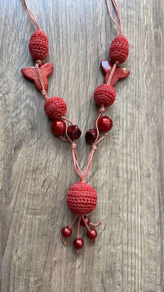 Naszyjnik czerwony - handmade