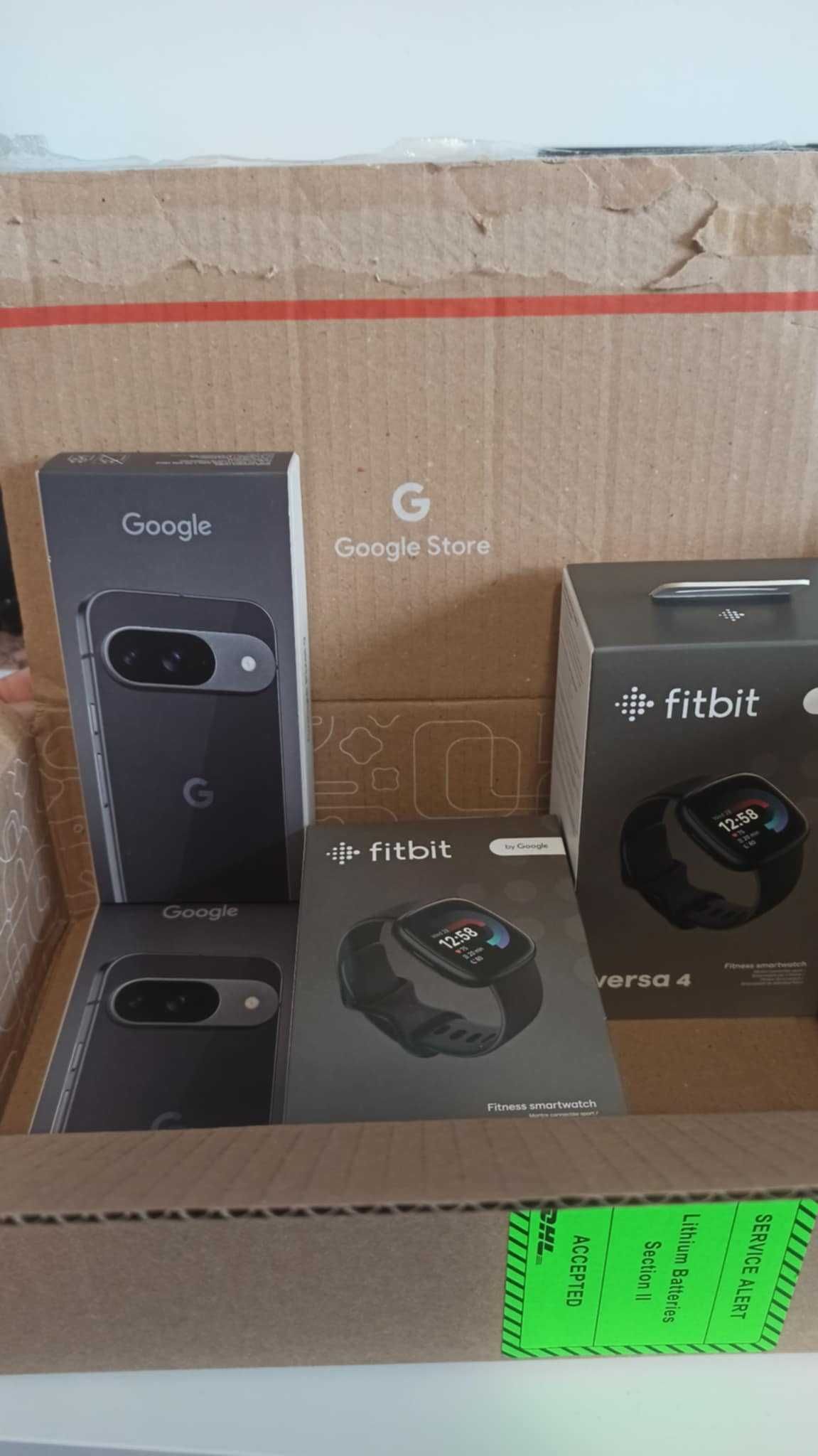 •Fitbit by Google Versa 4 •czarno-grafitowy •Gwarancja 2 lata •+Folia•