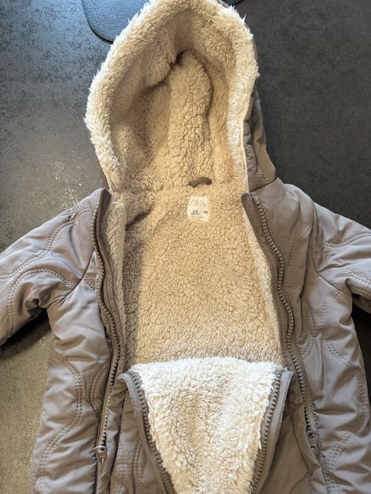 Дитячі зимові комбінезони та куртки ZARA (6-9-12 міс)