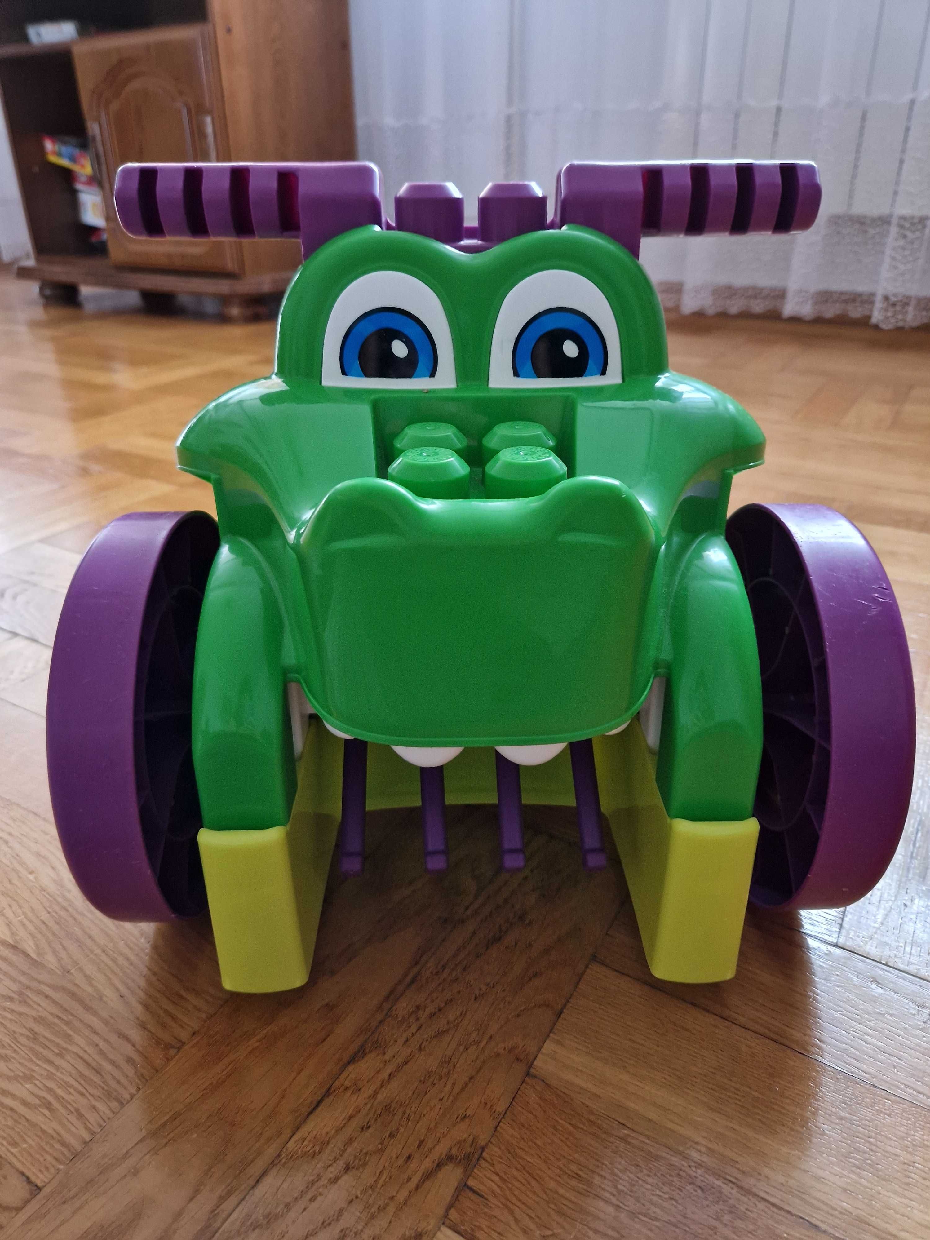 Jeździk GFG22 zjadacz klocków krokodyl  Fisher Price Klocki MEGA Bloks