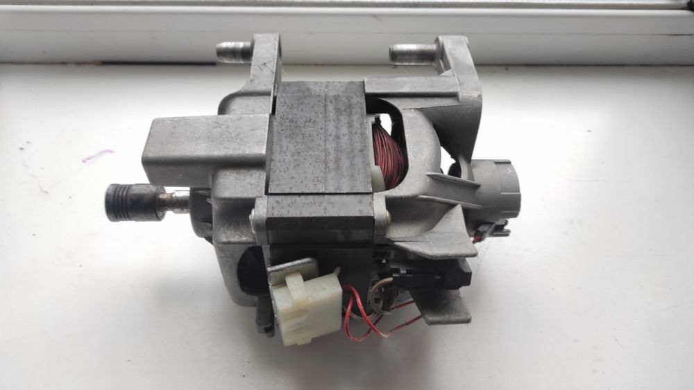 Двигун для пральної машини Bosch,Simens,MCA52/64