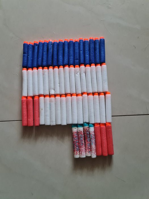 Sprzedam zestaw 55 różnych strzałek do pistoletów NERF