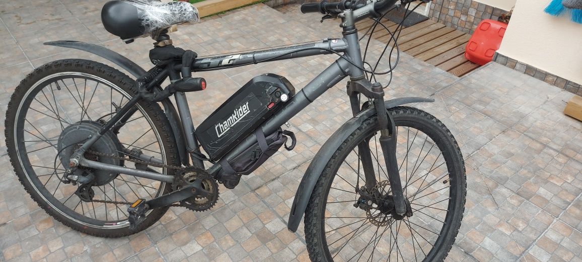 Bicicleta elétrica com 2 baterias ChamRider - ótima autonomia