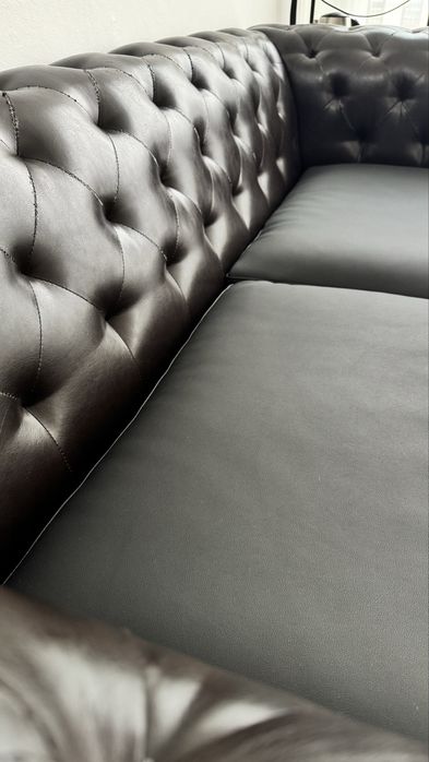Sofa chesterfield