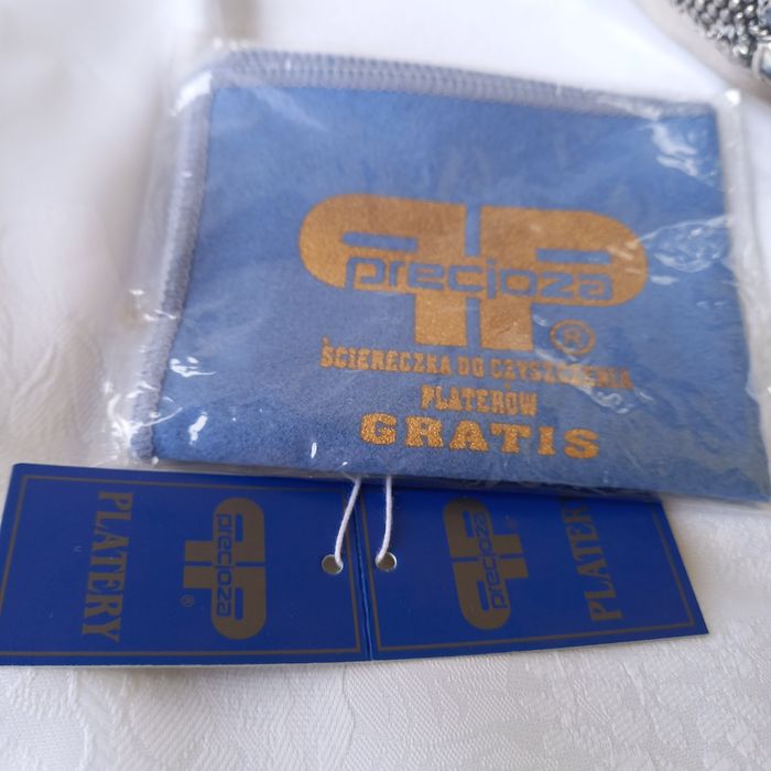 Plater na owoce z widelczykiem