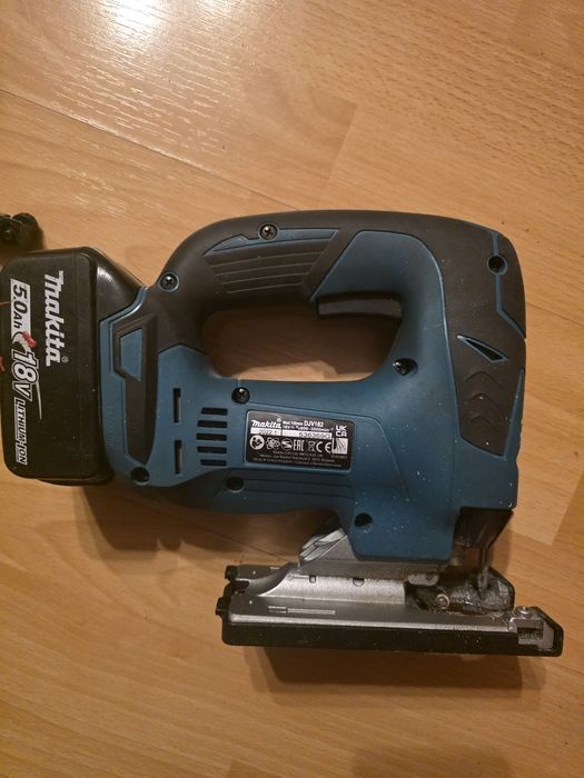 Makita DJV182 – stan idealny + pełny zestaw!