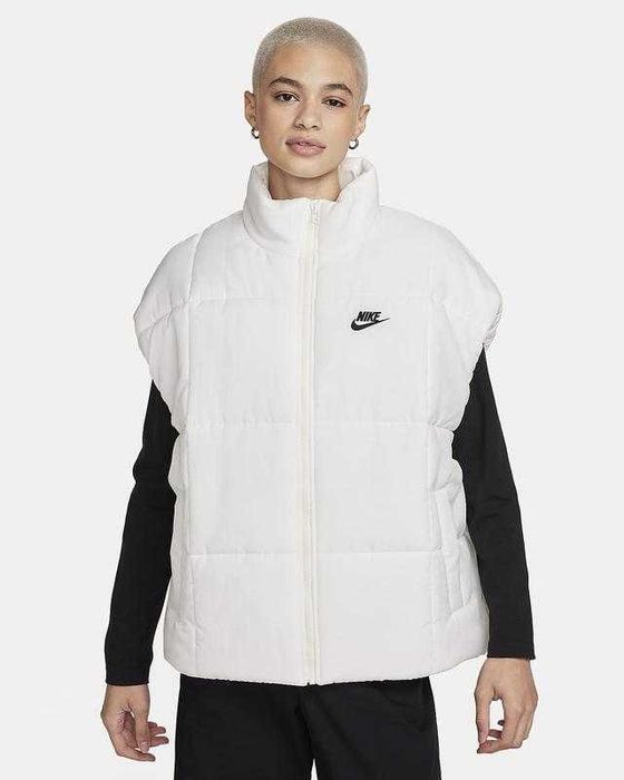 Продам новый жилет Nike (L)