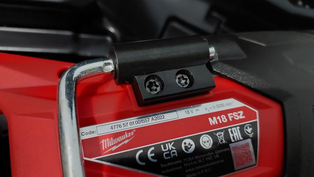 Пила шабельна акумуляторна Milwaukee M18