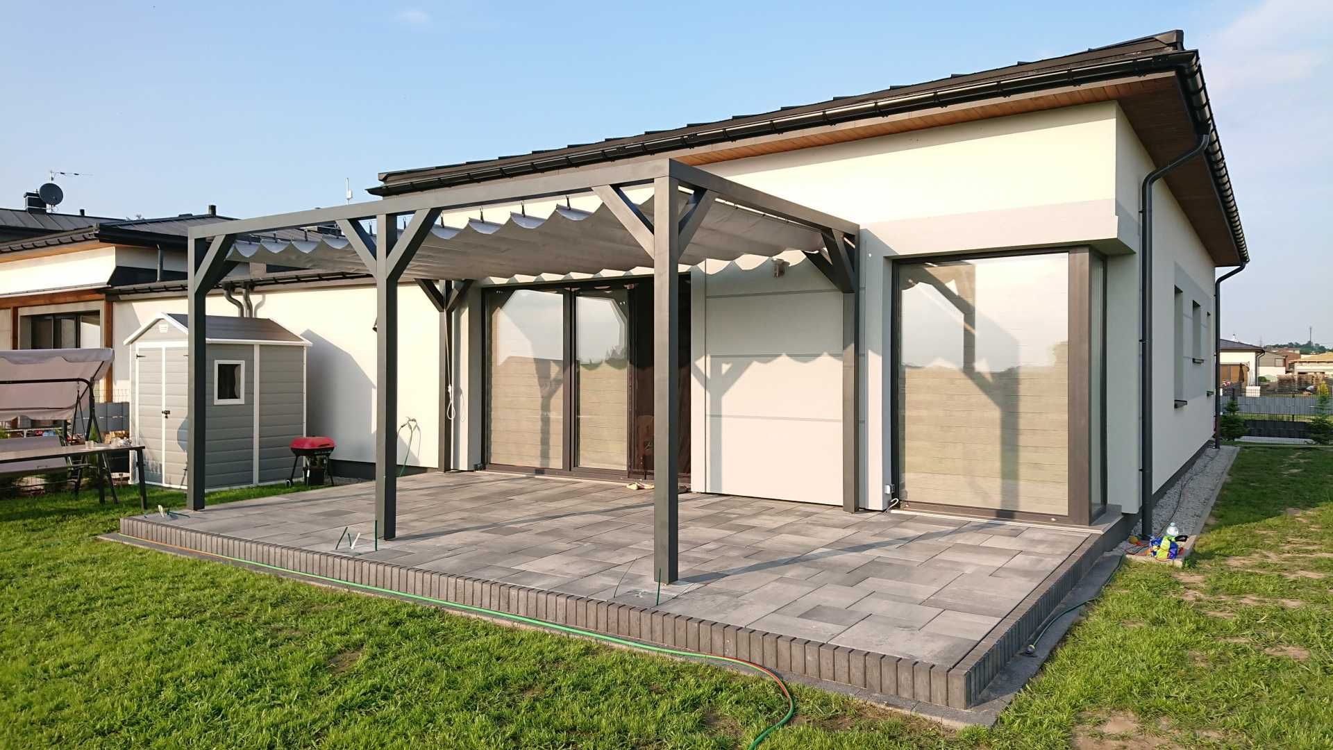 Ogrodowa drewniana, aluminiowa pergola, zadaszenie tarasu.