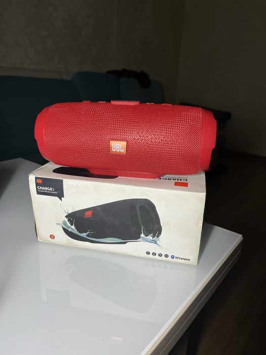 Колонка JBL новая