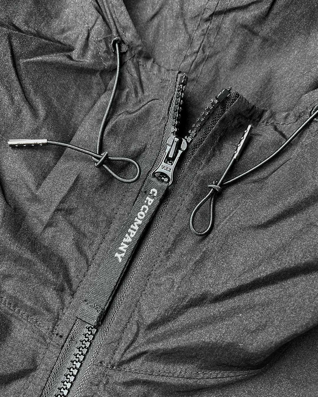 Анорак C.P. Company Nylon Arm Lens Hooded Overshirt Burnt Black