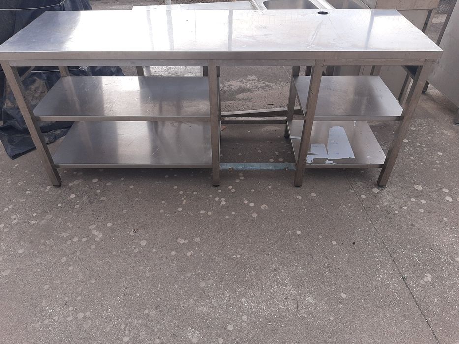 Bancada para colocação de maquina de café