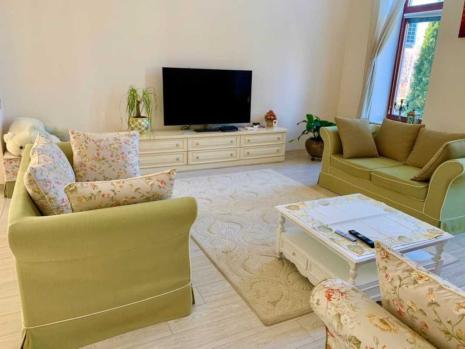 Продажа элитного дома в Совиньоне — участок 28 соток, море рядом.