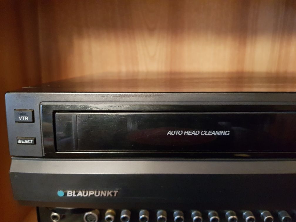 magnetowid blaupunk RTV 760