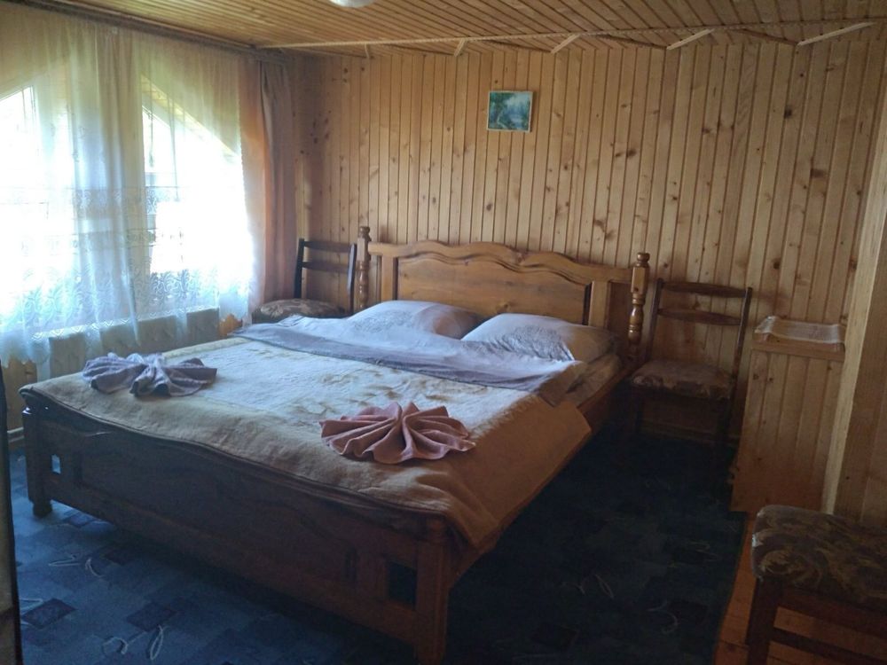 Відпочинок в Яремче з басейном. У Батьківській Хаті.