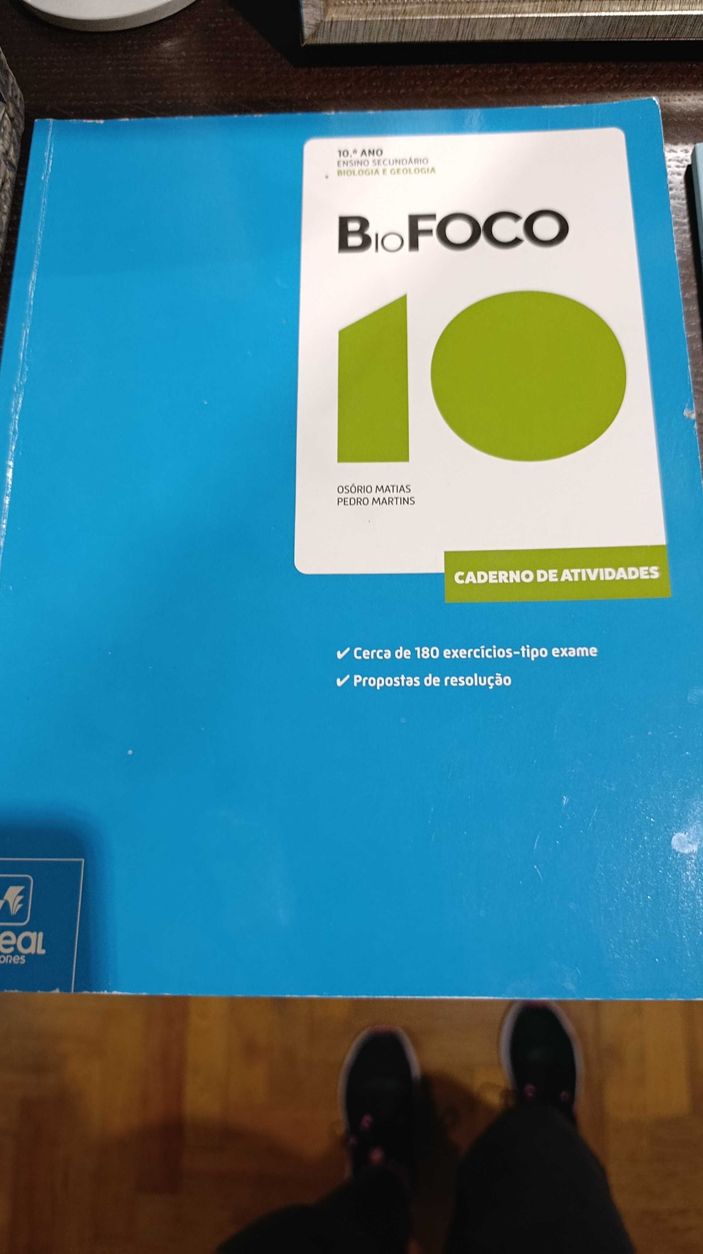 Livro de fichas de biologia e geologia 10°ano