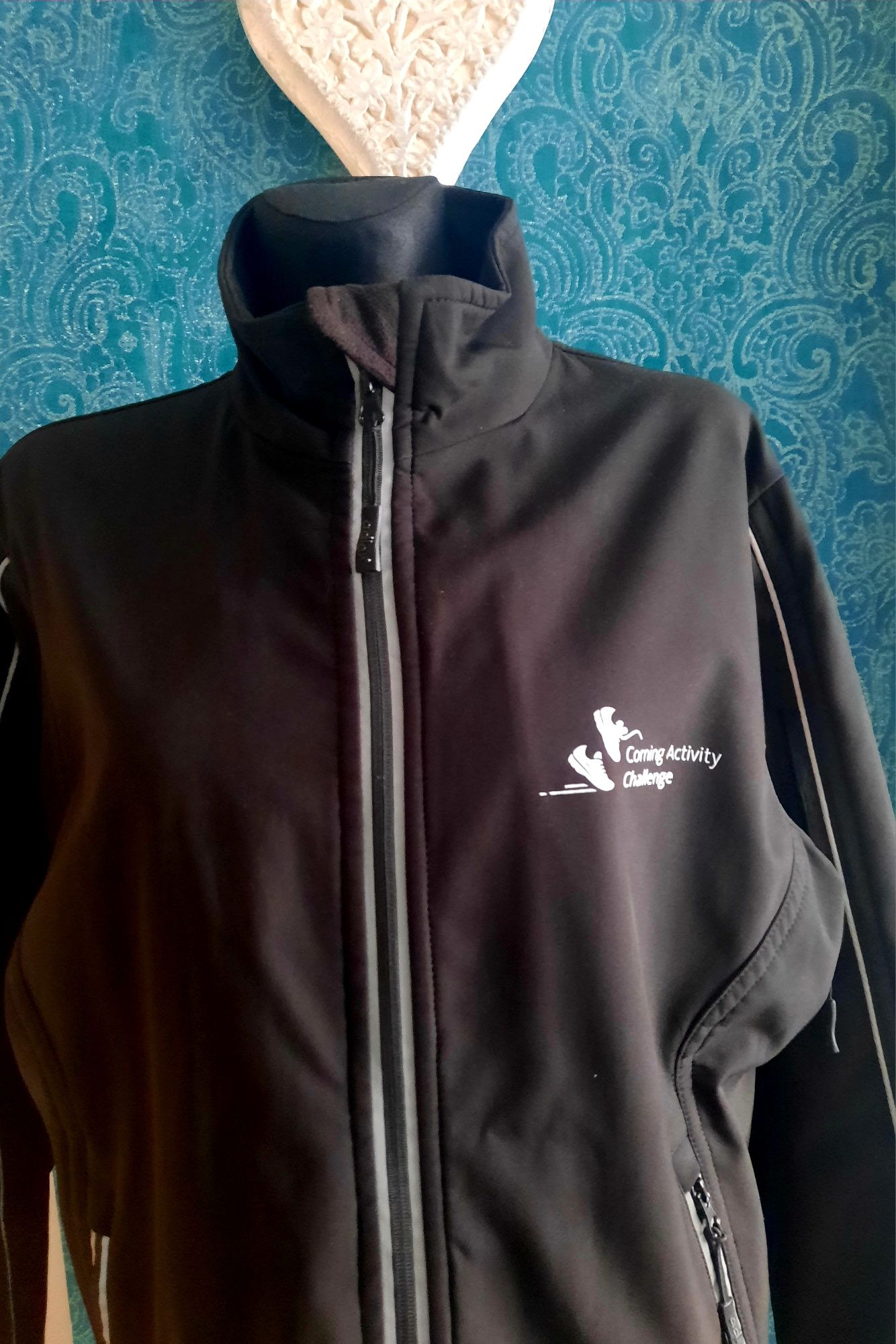 Czarna, damska kurtka typu softshell XL Adler