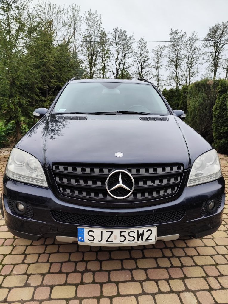 Mercedes-Benz ML W-164