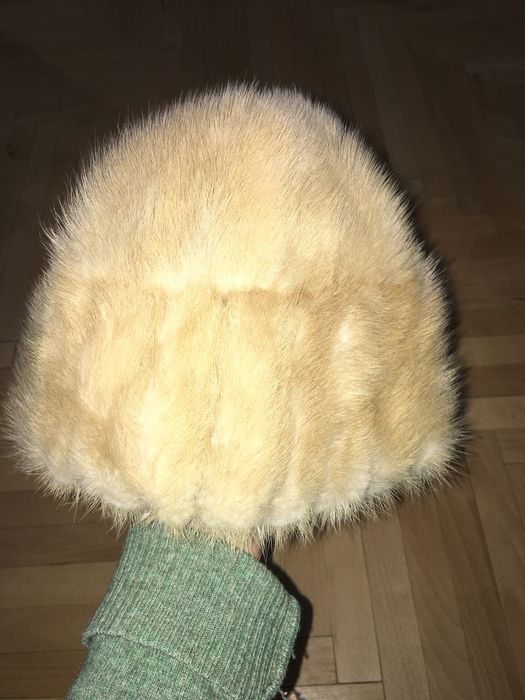 Шапка норкова жіноча