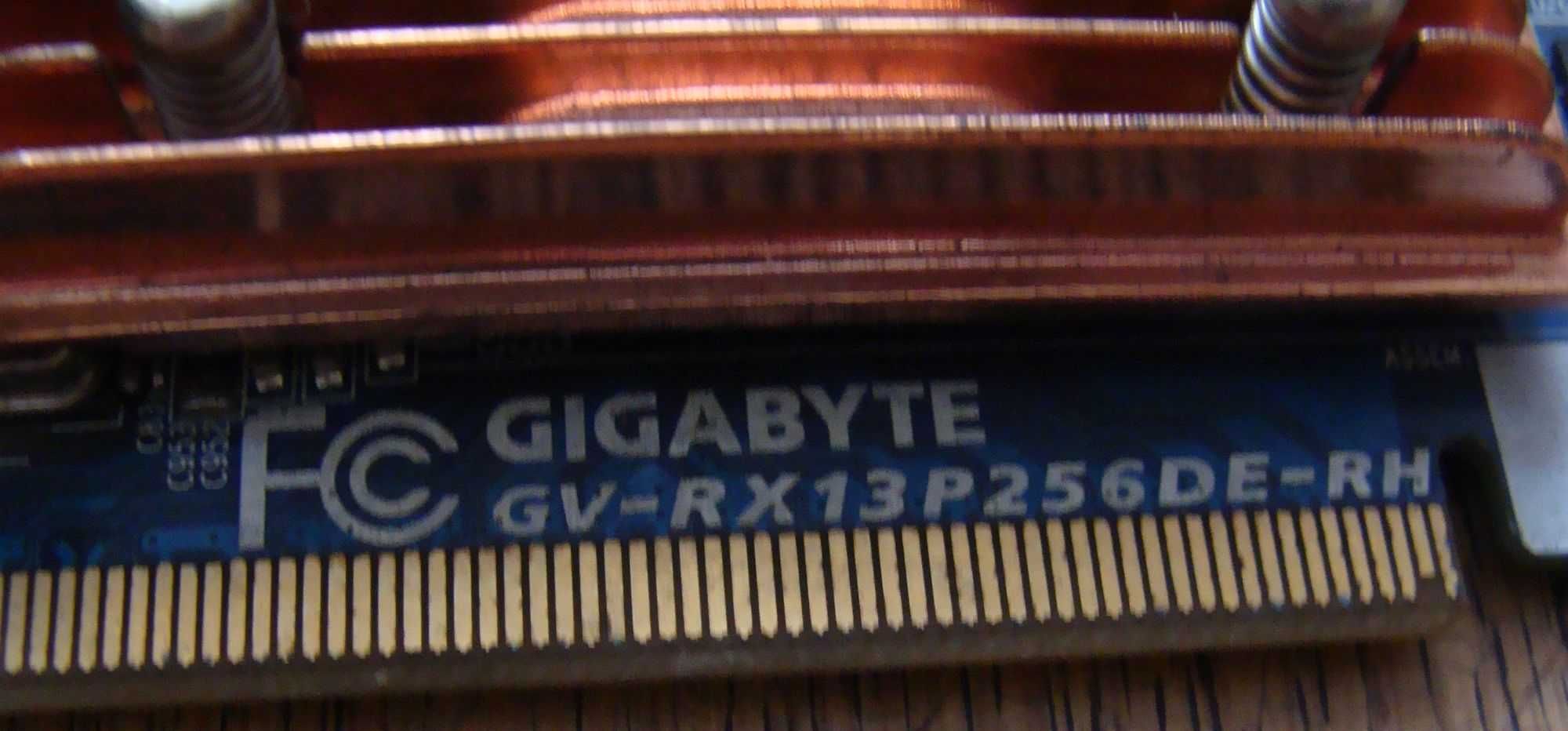 Karta graficzna GIGABYTE