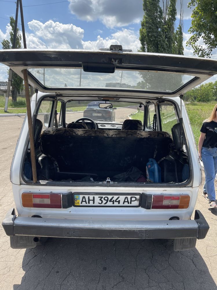 Продам авто нива