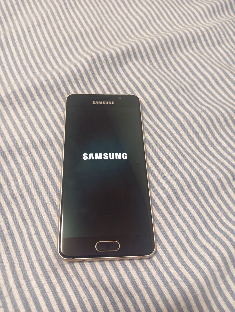 Samsung usado em bom estado