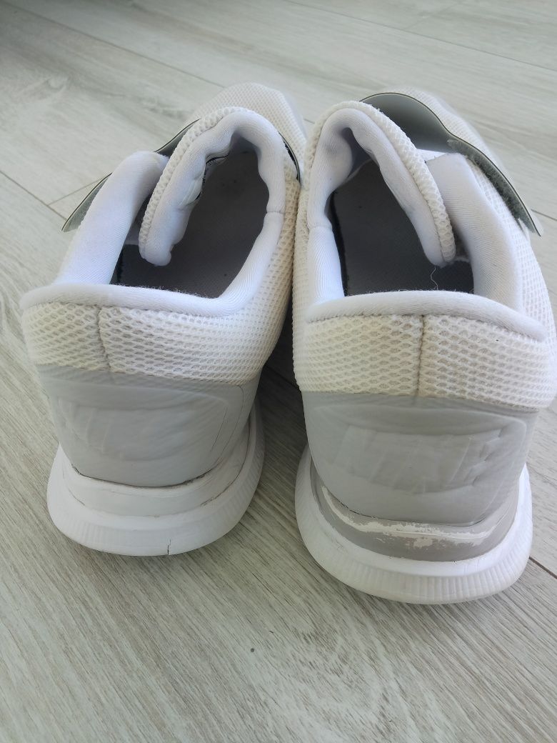 Nike Free Socfly White Sneakersy buty sportowe Streetwear Blockcore 45