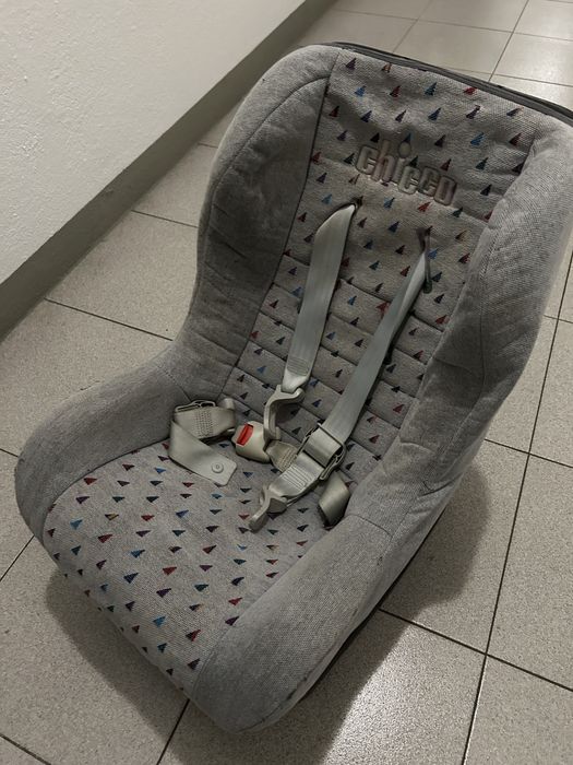 Cadeira de carro de bebe