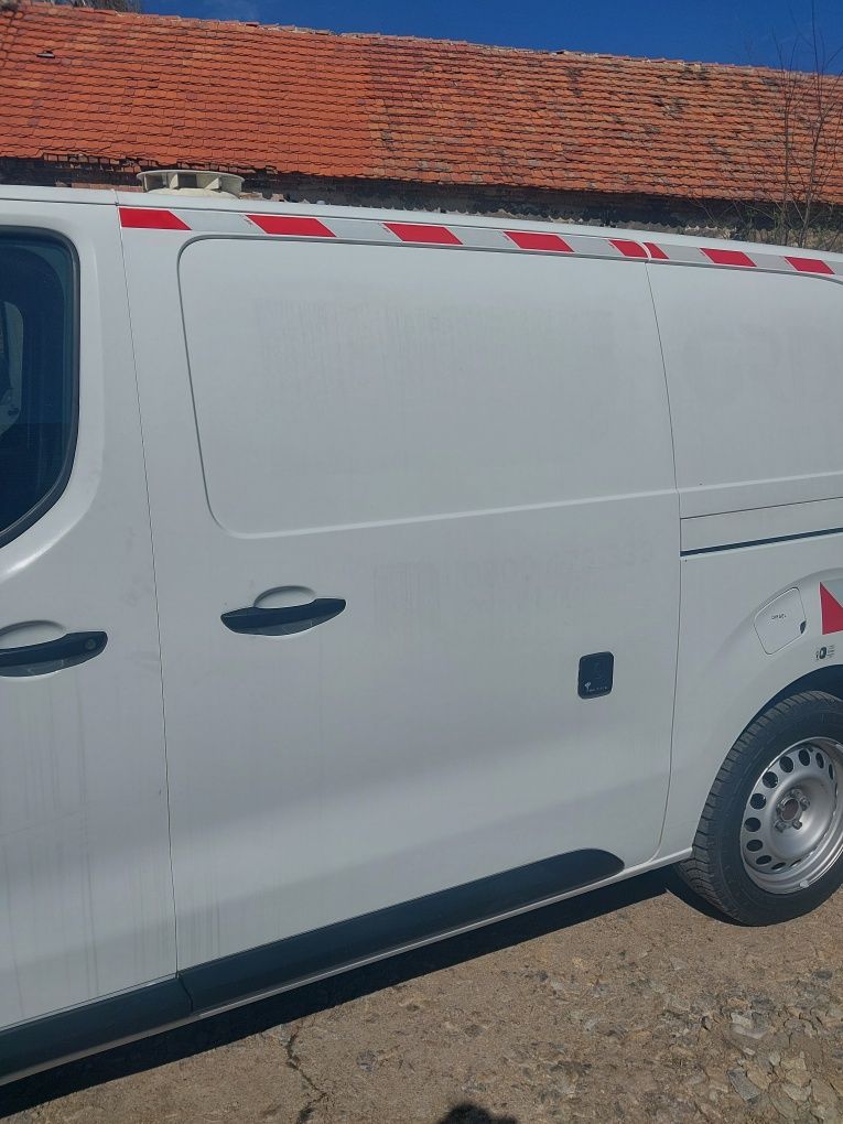 Błotnik Lewy ćwiartka Expert III L2 16-24r