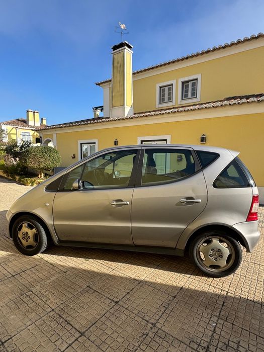 Mercedes-Benz A140 oferta prancha de surf