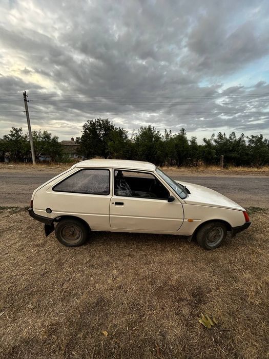 ПРОДАМ Таврия 1.1 бензин.               Торг уместен