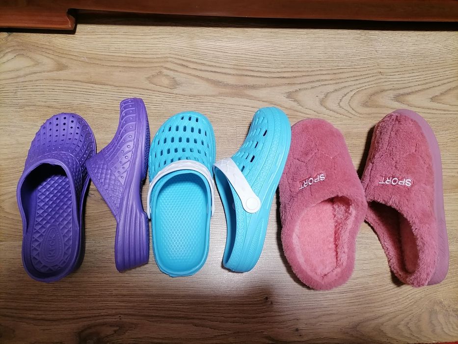 Шльопанці, шлоьпки з піни, тапочки, крокси, пінки, кімнатні капці