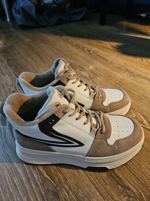 Жіноче осіннє взуття