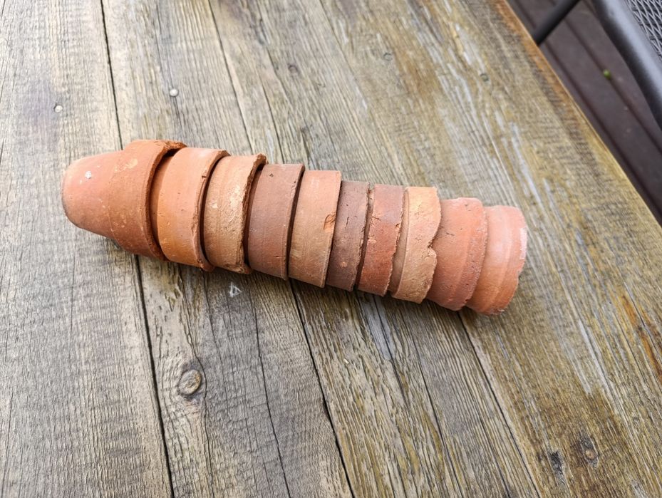 Malutkie stare doniczki 10 szt