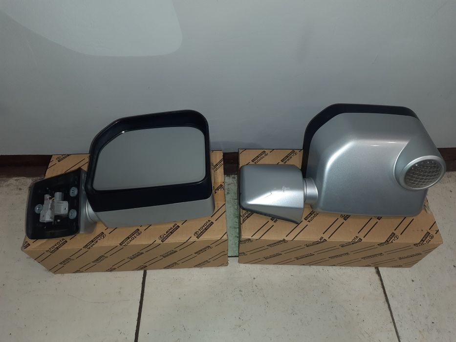 Зеркало Toyota FJ Cruiser левое правое