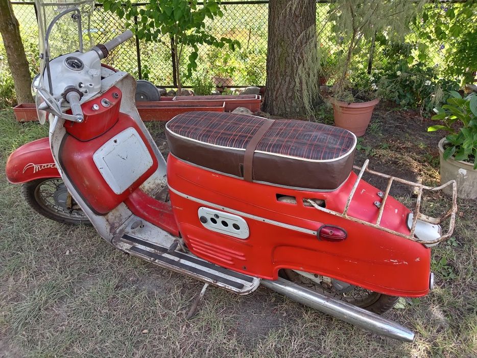 Manet 100 odpala