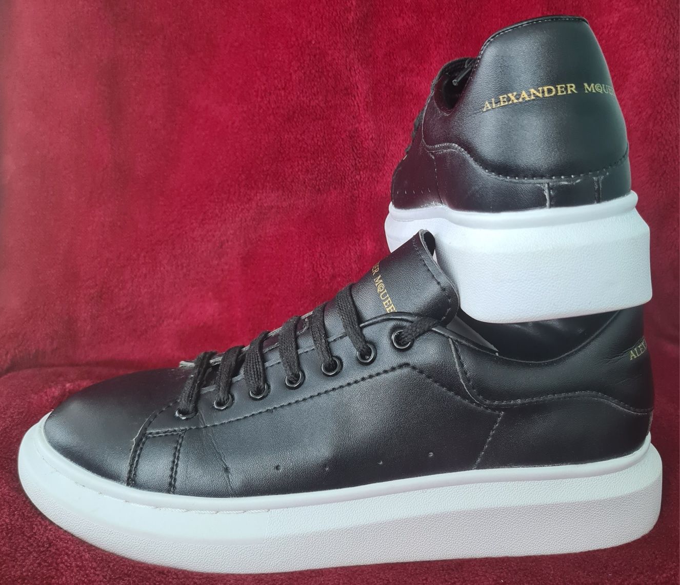 Alexander McQueen roz.44