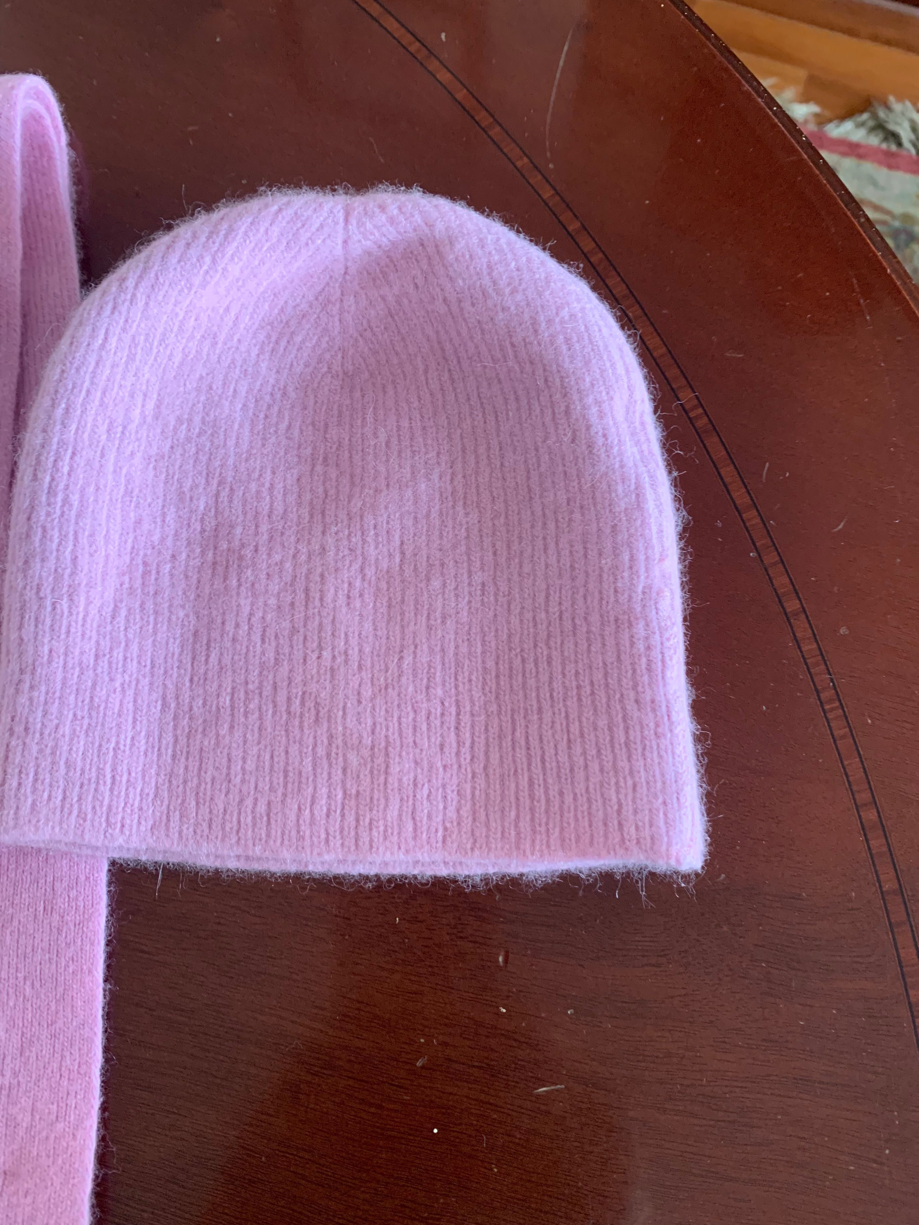 Gorro e cachecol rosa benetton 6-9 meses lá 70%