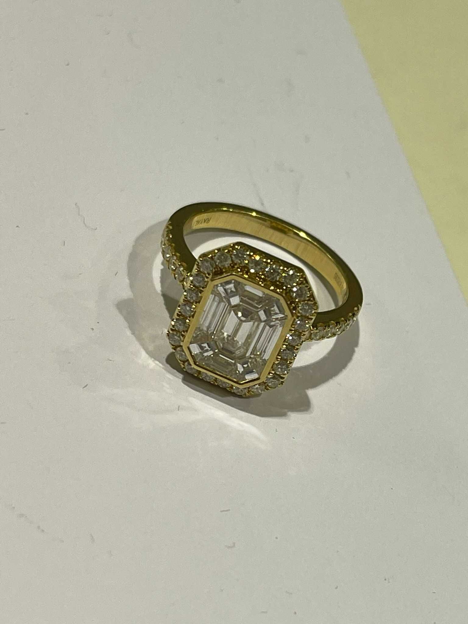 Pierścionek Infinity Illusion 1.36 CT