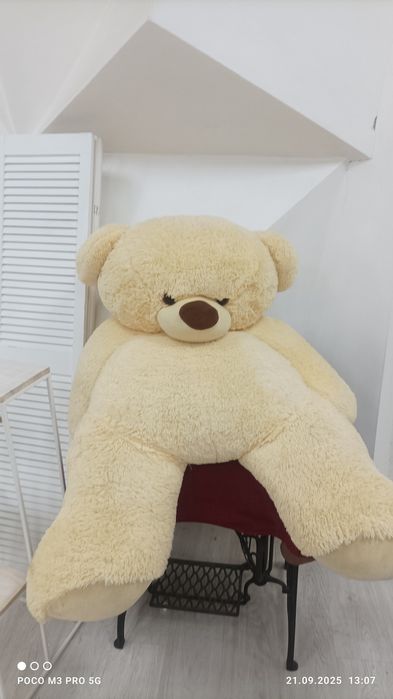 Продам мягкие игрушки медведи