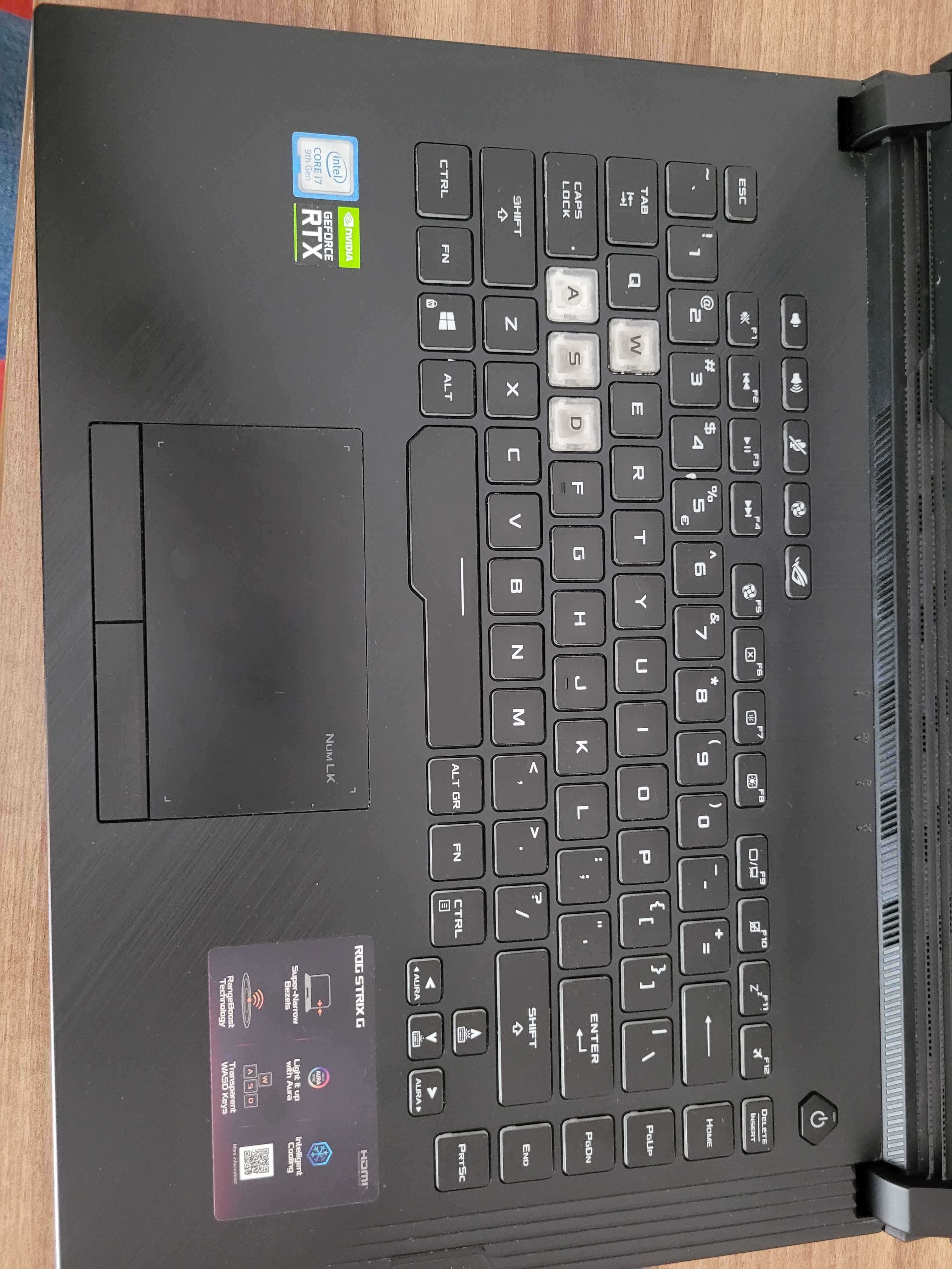ASUS ROG Strix G G531GW 15,6" Intel i7-9750H 32GB RAM 2TB SSD Rtx 2070