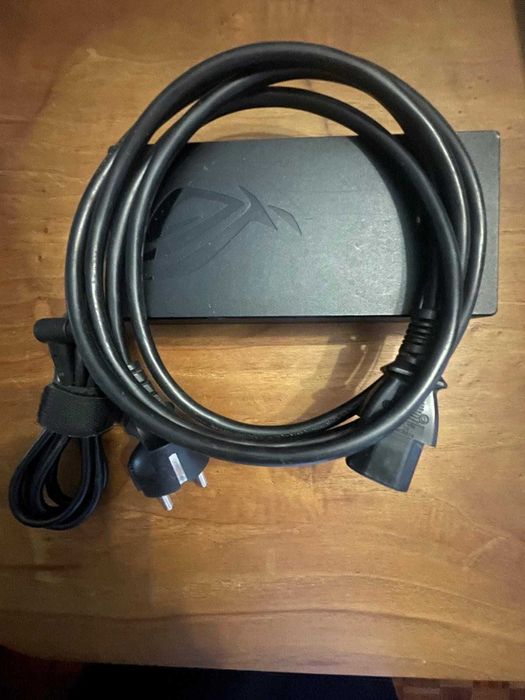 ASUS ROG Zephyrus M GU502GV para peças e carregador