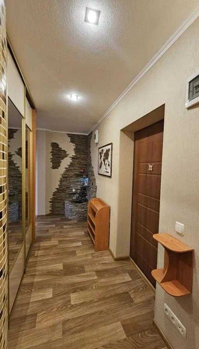 Продам 2к квартиру. Новострой