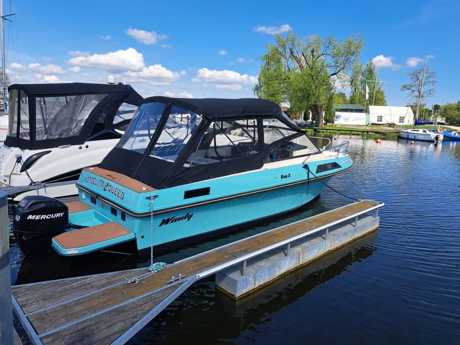 Łódz motorowa kabinowa Windy 25