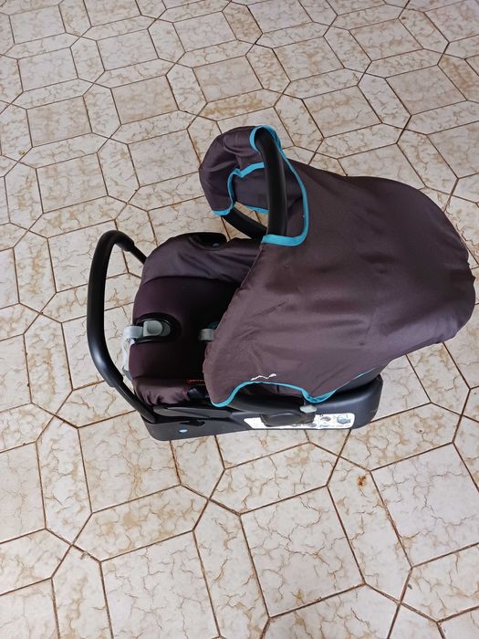 Carrinho de bebé em muito bom estado Zippy