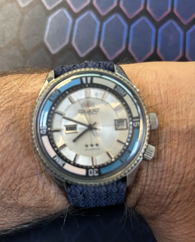 Relogio Oriente Anos 70