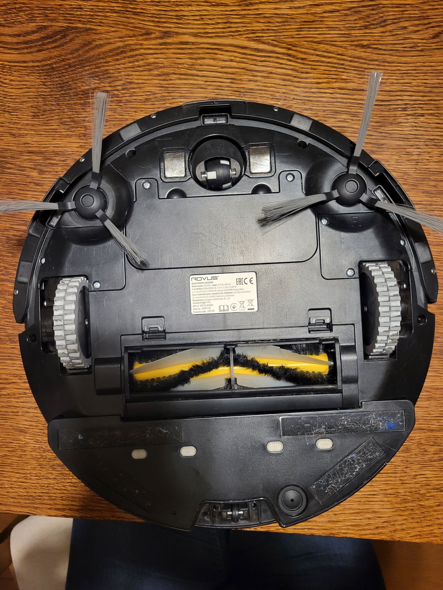 Robot sprzątający rovus